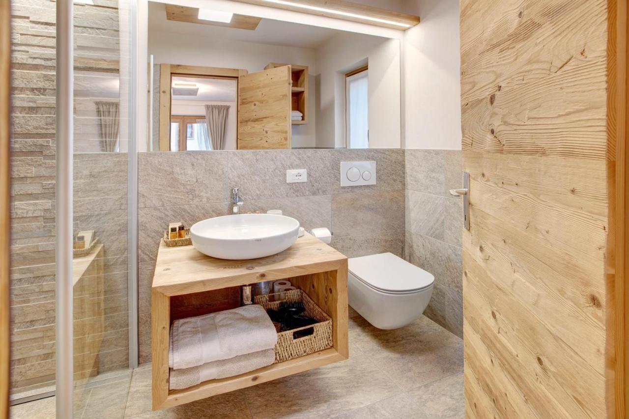 Casa Al Rin Ski Bike And Wellness Isolaccia Eksteriør billede