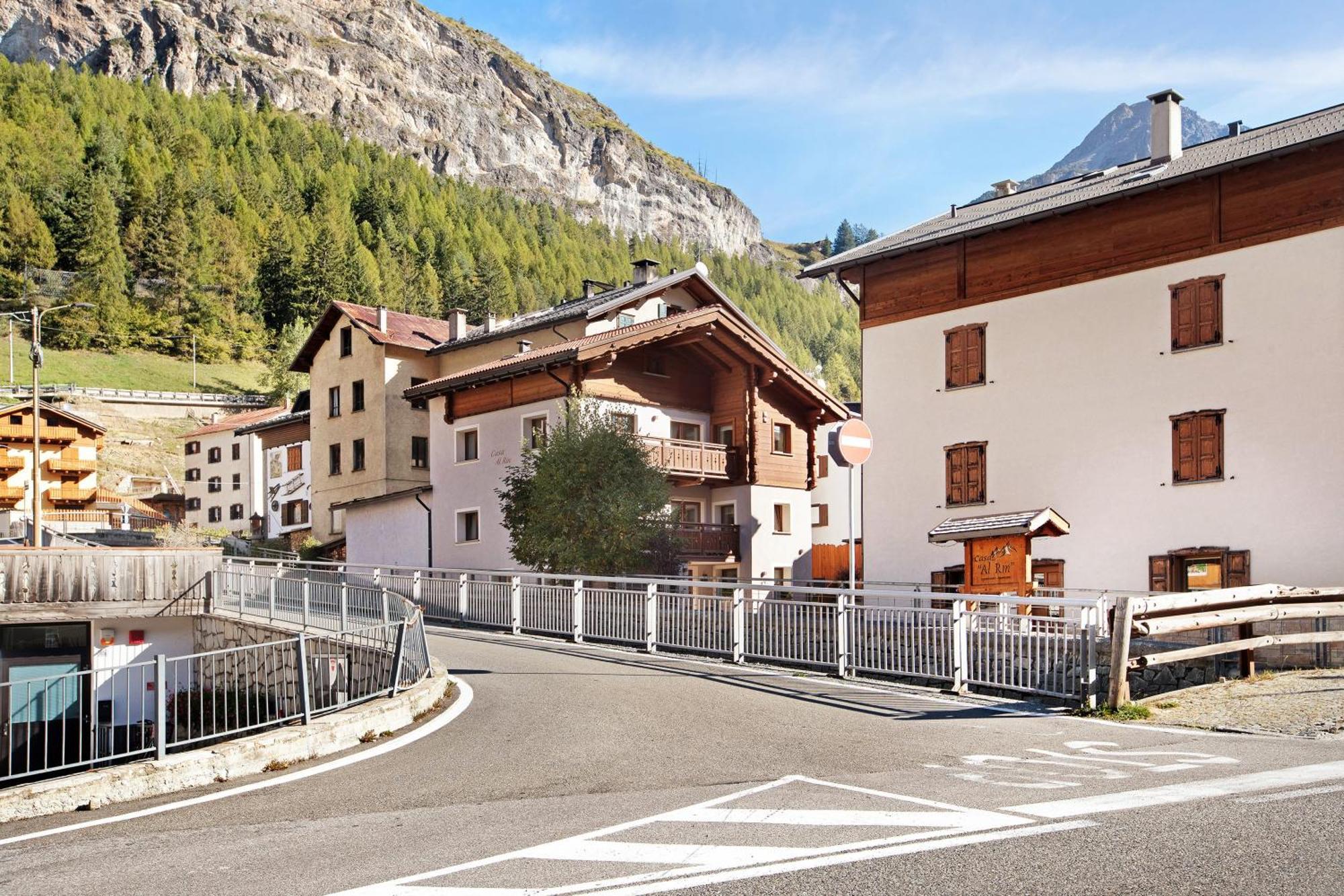 Casa Al Rin Ski Bike And Wellness Isolaccia Eksteriør billede